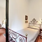 Apartment Ca Malvasia House With Garden